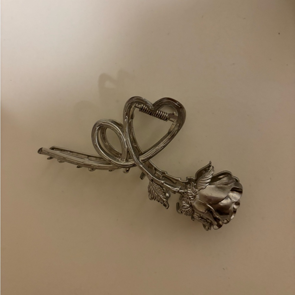 Silver Heart Rose Hair Accessory